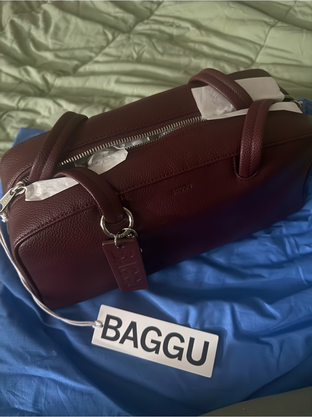 BAGGU Burgundy Pebbled Leather Shoulder Bag - Picture 4 of 8